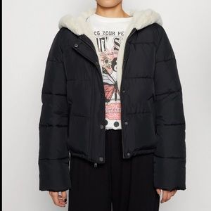 Hollister puffer coat